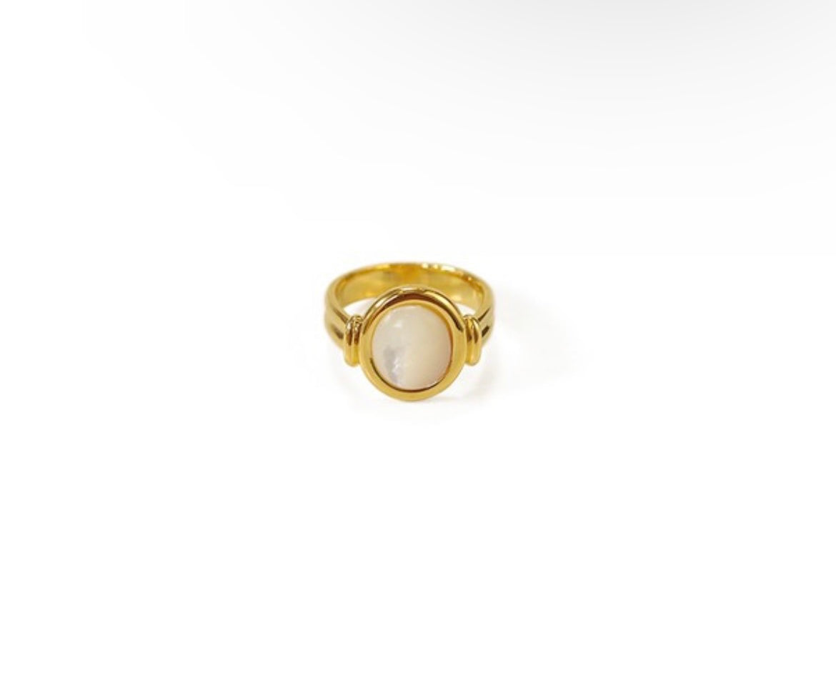 French shell ring