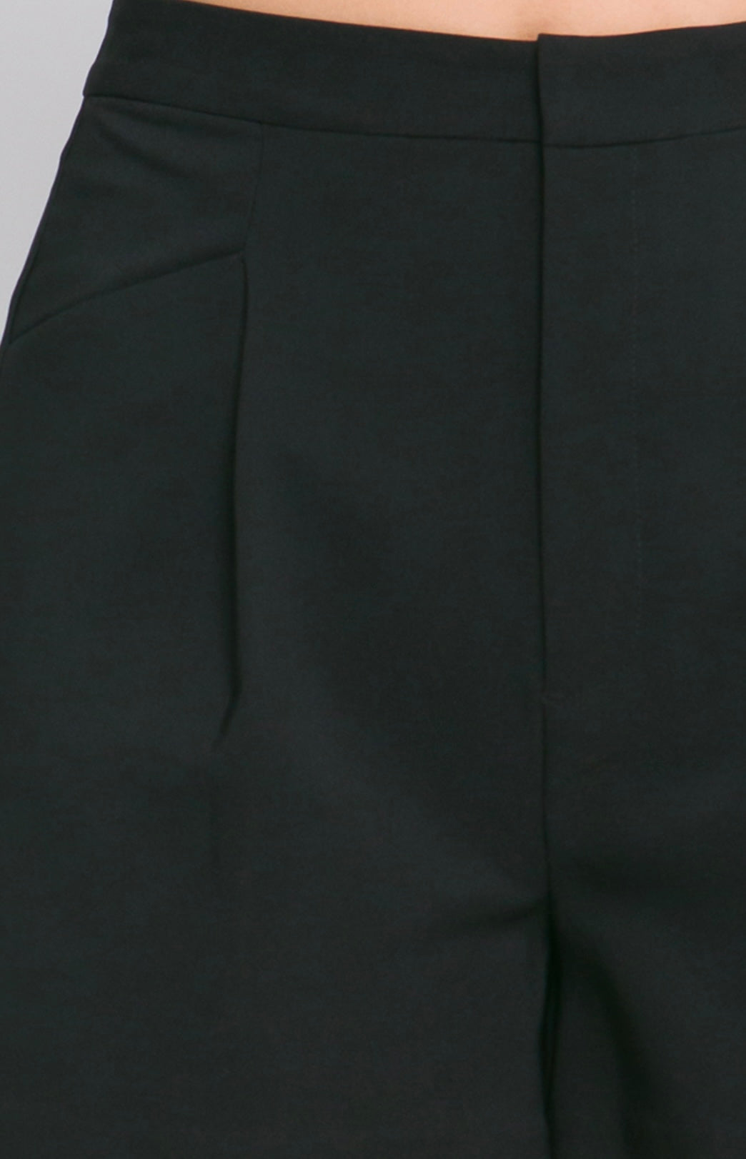 Pleated woven trousers