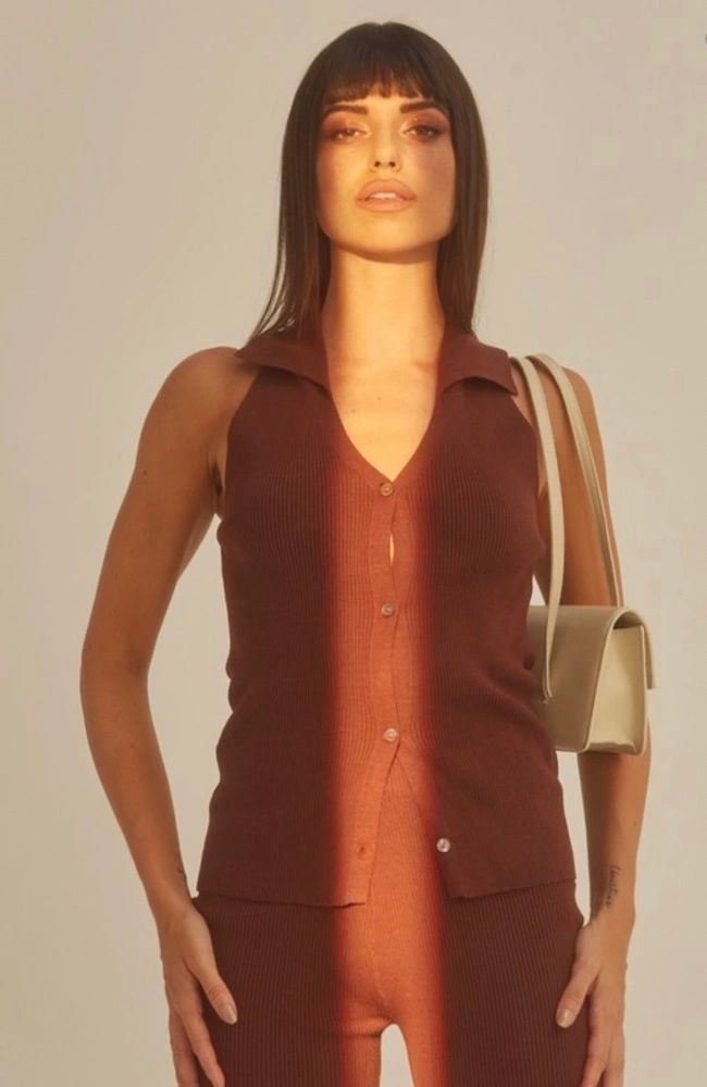 Cecile sleeveless knit shirt | set