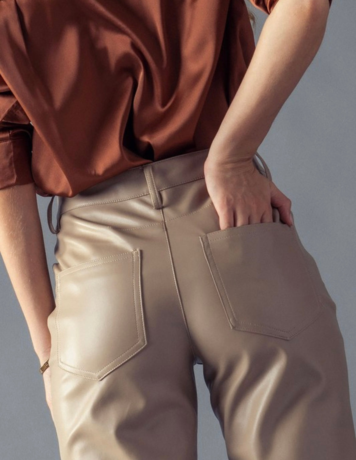 Seam detailed flared leather pants