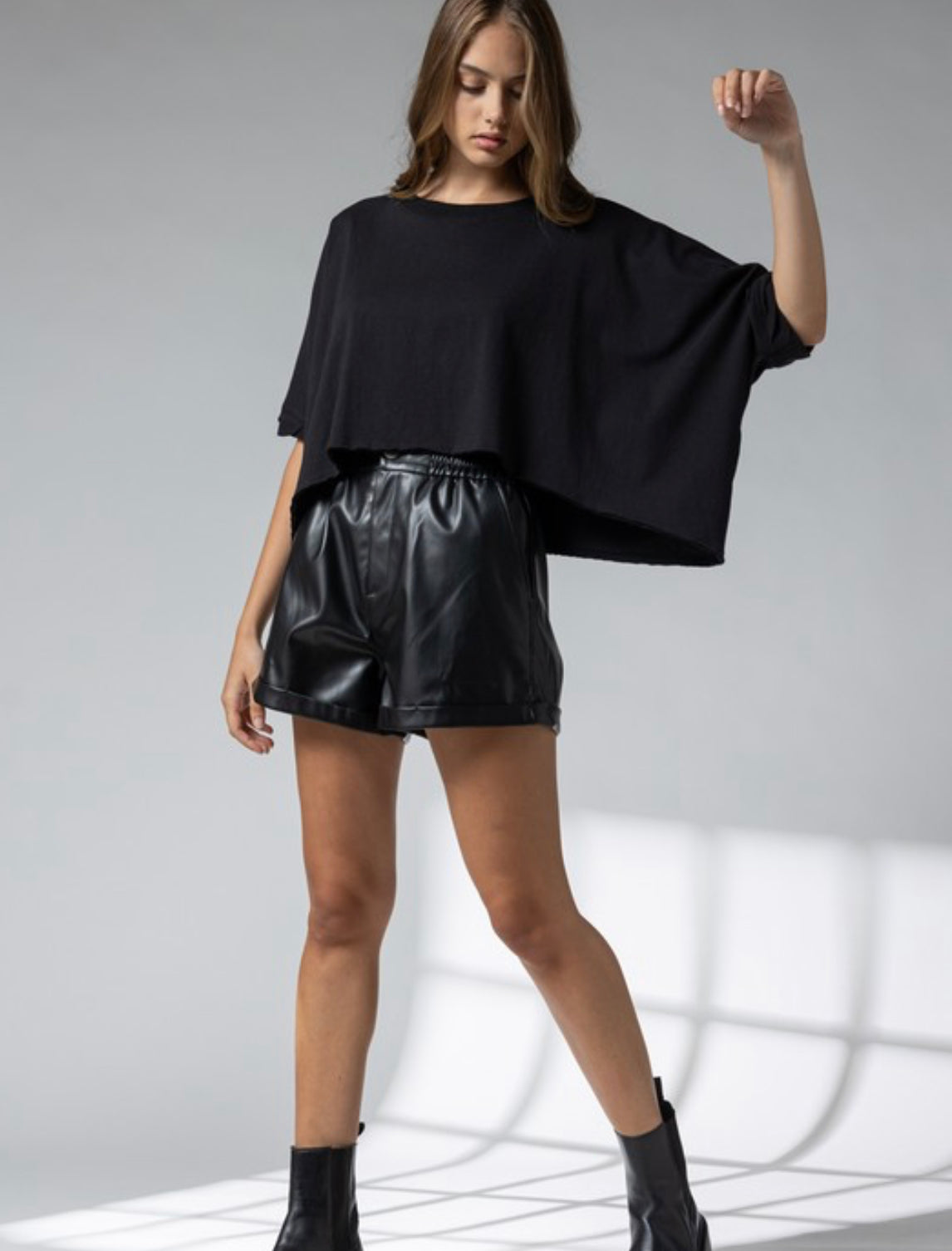 Leather cuffed trouser shorts