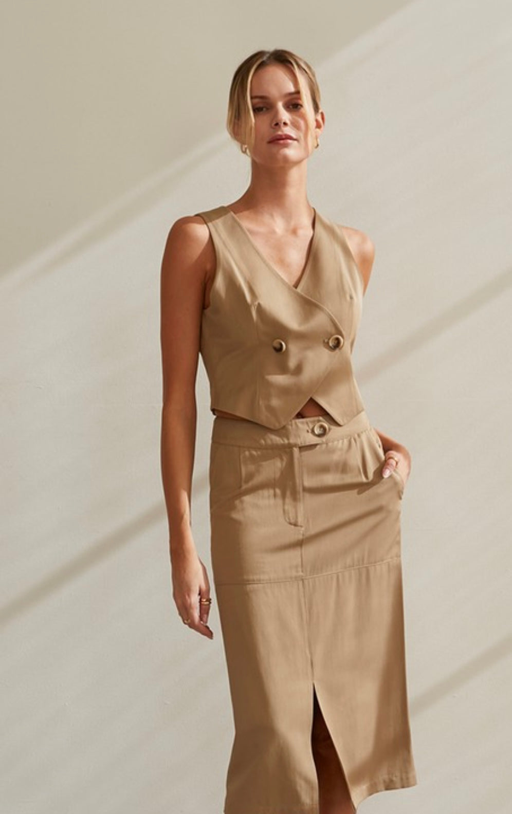 Regina wrap vest