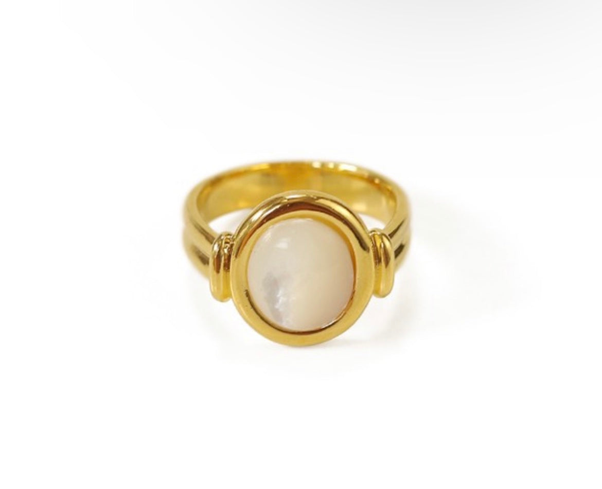 French shell ring