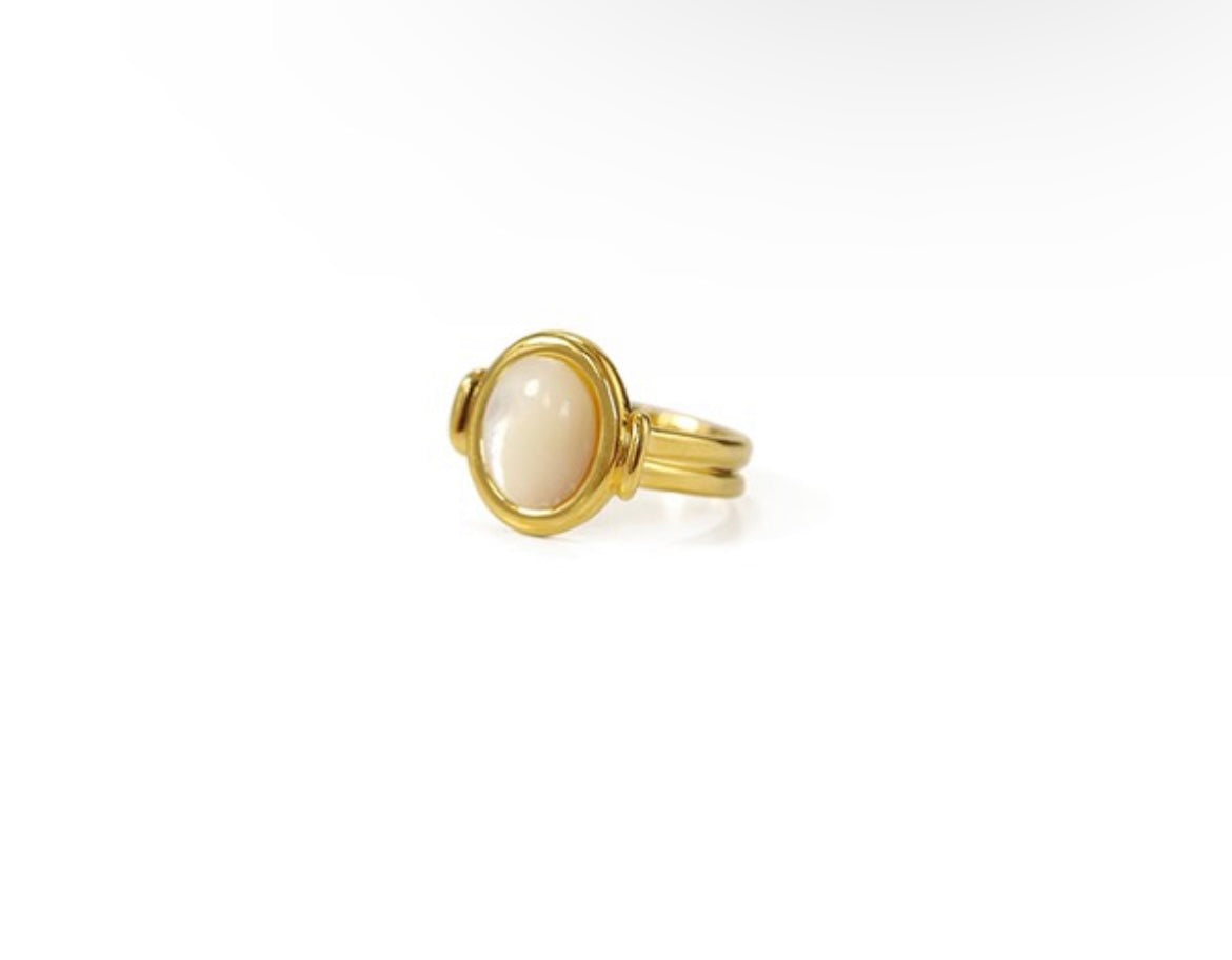 French shell ring