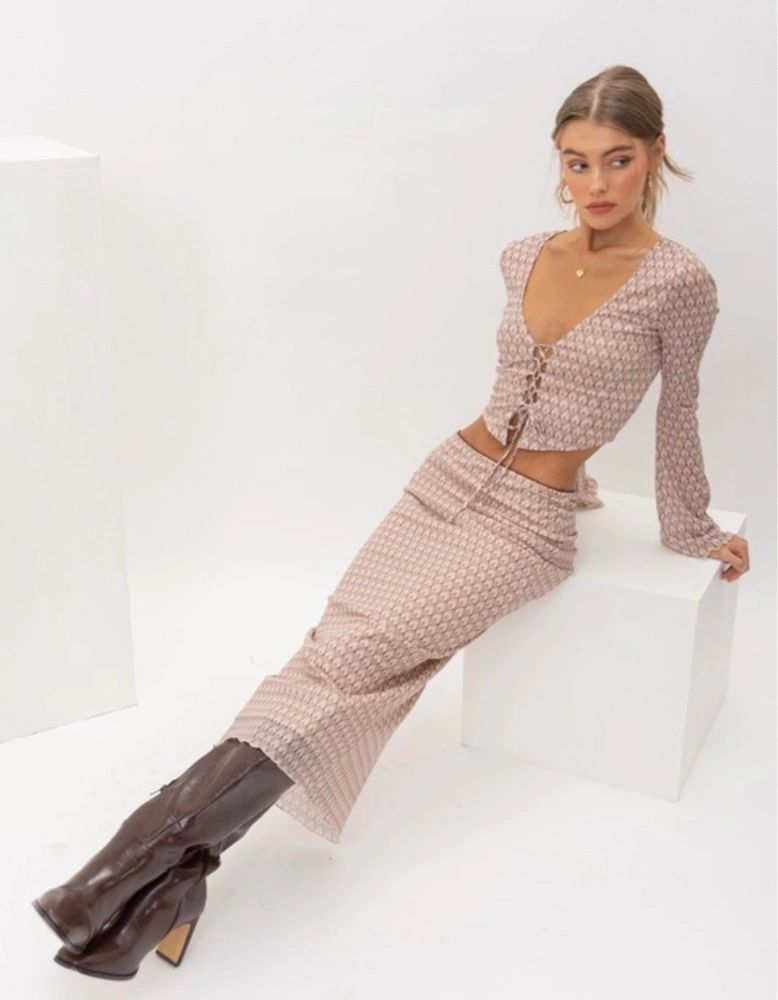 scallop trim mesh long skirt | set